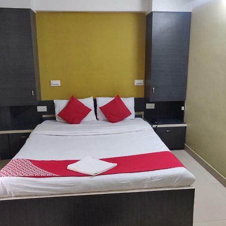 Hotel Jagat Siliguri Εξωτερικό φωτογραφία