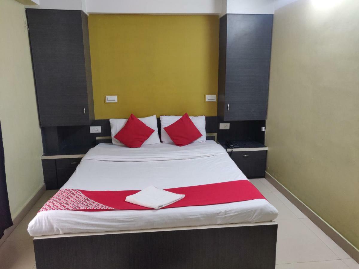 Hotel Jagat Siliguri Εξωτερικό φωτογραφία